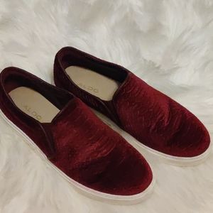 ALDO slip on sneaker
